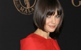 Katie Holmes se zamalo zapalila u automobilu