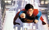 Superman se odriče svog američkog državljanstva?