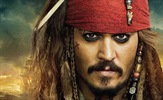 Johnny Depp je s "Pirati s Karibov" zaslužil 350 milijonov dolarjev