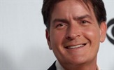 Charlie Sheen smatra da se nitko ne zabavlja bolje od njega