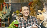 "Današnji otroci potrebujejo Muppete," trdi Jason Segel