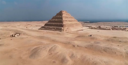 Grobnice Egipta: Imhotep, stvoritelj piramida