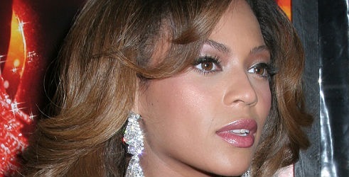 Beyoncé poleg novega albuma napovedala tudi duet z Rihanno