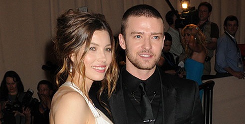 Simona Cowella zamijeniti će Justin Timberlake ili Elton John?