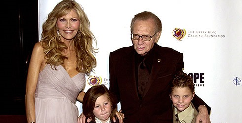 Legendarni voditelj Larry King odlazi u mirovinu