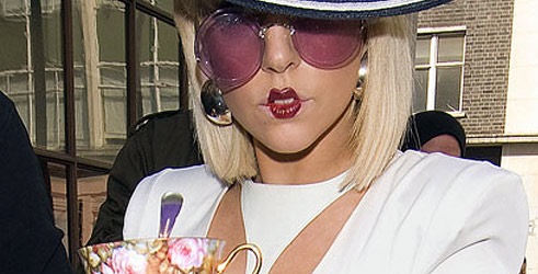 Lady Gaga reklamira čaj