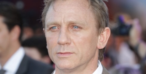 Danielu Craigu ponudili još pet James Bond filmova