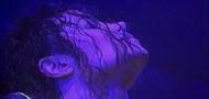 Video: Novi spot Michaela Jacksona 'Hold My Hand'
