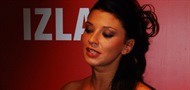 Aleksandra se prije skromnog života na selu revijom oprostila od grada