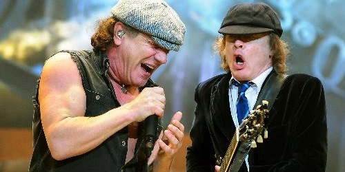 Koncert grupe AC/DC na miniranom aerodromu?