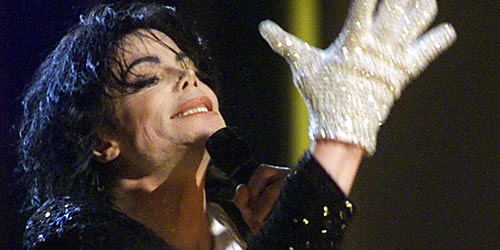 Jackson posthumno potpisao ugovor na 10 albuma