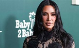 Netflix kupio prava za komediju "The Fifth Wheel" s Kim Kardashian