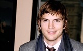 Ashton Kutcher se je odpovedal uporabi Twitterja