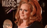 VIDEO: Adele predstavila spot za hit "Someone Like You"