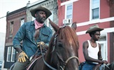 Idris Elba i Caleb McLaughlin su gradski kauboji