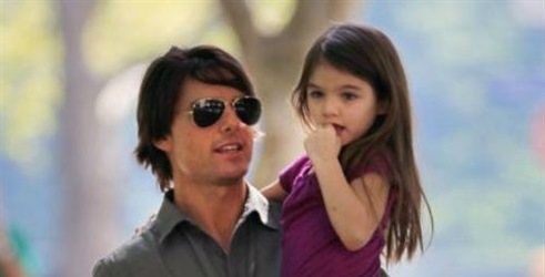 Tom Cruise kćerkicu Suri nije zvao ni posetio tri godine
