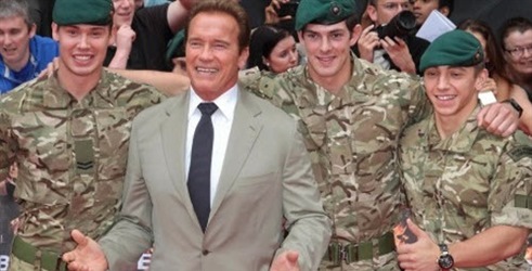 Schwarzenegger se vrača kot Conan Barbar