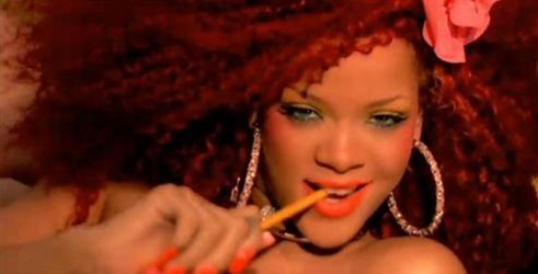 Rihanna trdi, da sploh ni seksi