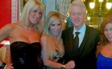 Bill Clinton pozirao s porno zvijezdama u kazinu