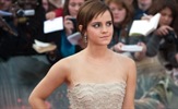 Rada žura: Emma Watson lahko veliko spije
