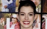 Anne Hathaway nova je Žena-mačka!