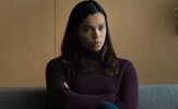 Georgina Campbell lovi brutalnog ubojicu u slasher hororu "Psycho Killer"