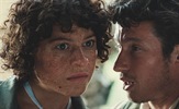 Alia Shawkat i Callum Turner u ljubavnoj priči usred lažnog sukoba