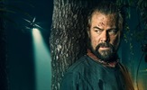 Josh Duhamel bježi od svijeta u napetom traileru za triler "Off the Grid"