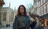 Claire Foy pronalazi iscjeljenje trenirajući jastreba Mabel