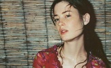 Objesila se mlada britanska glumica Lucy Gordon