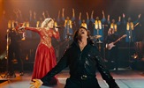 Ovog Božića dopustite da vas osvoji glazbena drama "Song Sung Blue"