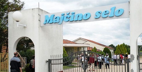 Majčino selo