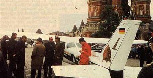 Mathias Rust, let iznad Kremlja
