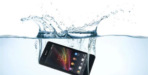 Sony najavljuje Xperiu ZR 