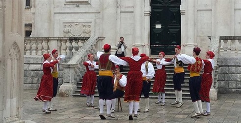 Svečani koncert povodom 50 godišnjice Folklornog ansambla Linđo