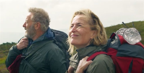 Jason Isaacs i Gillian Anderson u emotivnoj drami The Salt Path