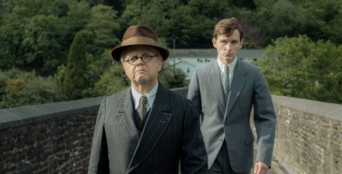 Lesley Manville i Toby Jones u britanskoj drami Mr Burton