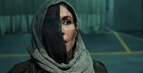 Noomi Rapace u prikazu mračne budućnosti u distopijskom SF trileru Hot Spot