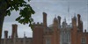 Hampton Court: Iza zatvorenih vrata