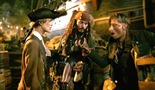 Pirati s Karibov: Mrtvečeva skrinja