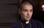 Sinead O'Connor poručila: Papa, daj ostavku!