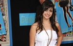 Video: Rebecca Black propjevala bez pomoći tehnologije!