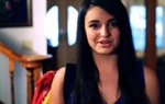 Rebecci Black, najgoroj pjevačici na svijetu, prijete smrću