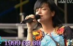 Video: Lily Allen prvo polugola, a onda i u nesvjesti