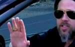 Video: Suluda potjera medija za Brangelinom 