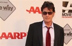 Tko se zadnji smije: Charlie Sheen ima novu seriju