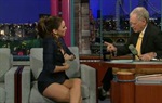 VIDEO: Eva Longoria ne nosi ništa ispod sakoa