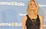 Jennifer Aniston na premijeri s novom frizurom!