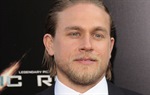 Charlie Hunnam kao Christian Grey u 