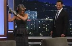 VIDEO: Aniston porazbijala namještaj u tv studiju!